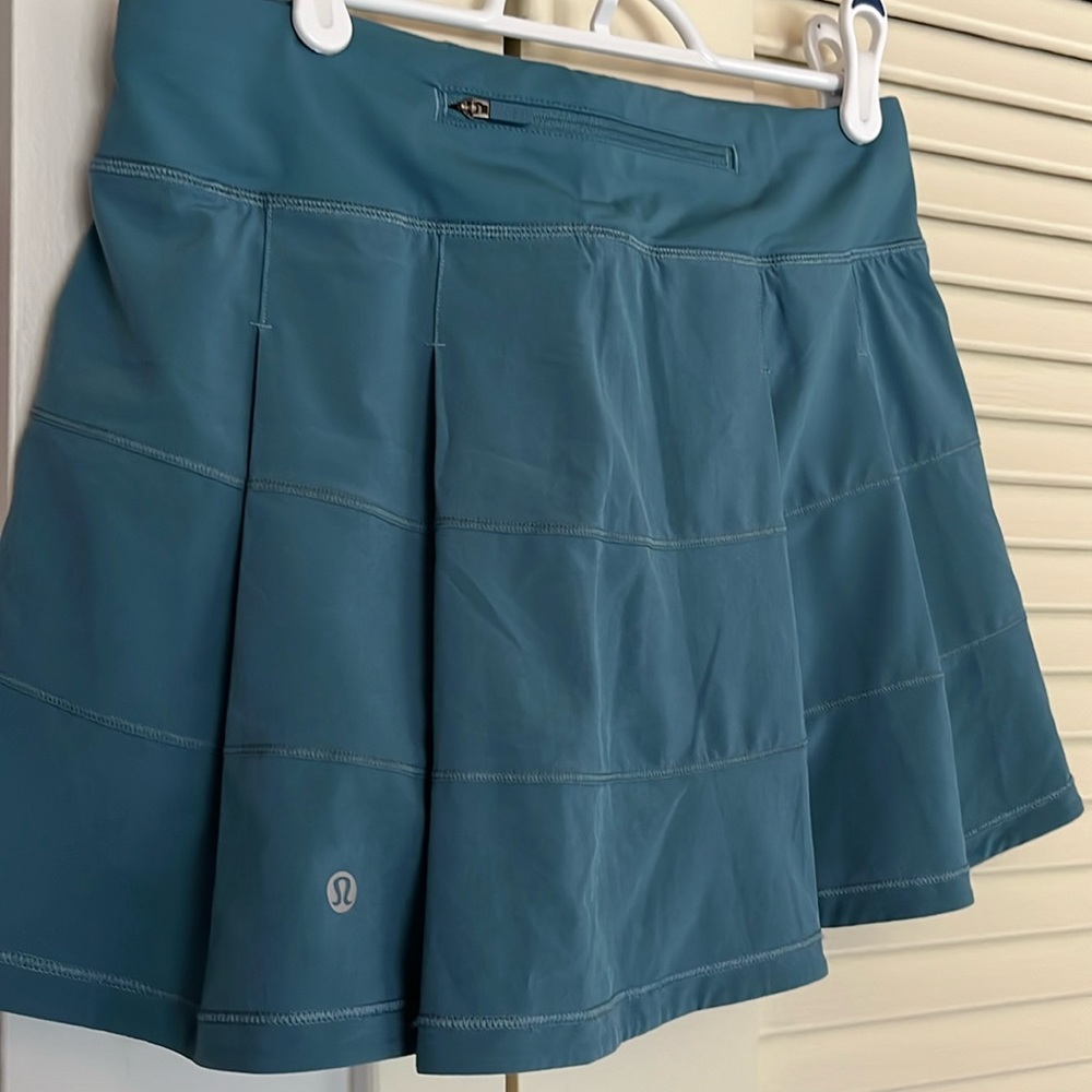 Lululemon pace rival skort teal sport skirt excellent condition size 4
